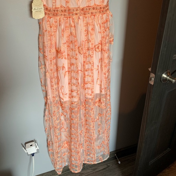 Altar’d State Dress - Picture 3 of 6